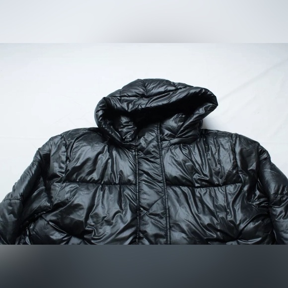 Brand New with Tag . The Gap black Big Cropped Puffer Jacket XXL - Picture 3 of 10